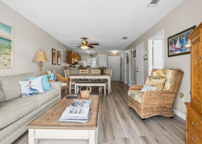 Apartment Steps To The Romar 106 Gulf Shores